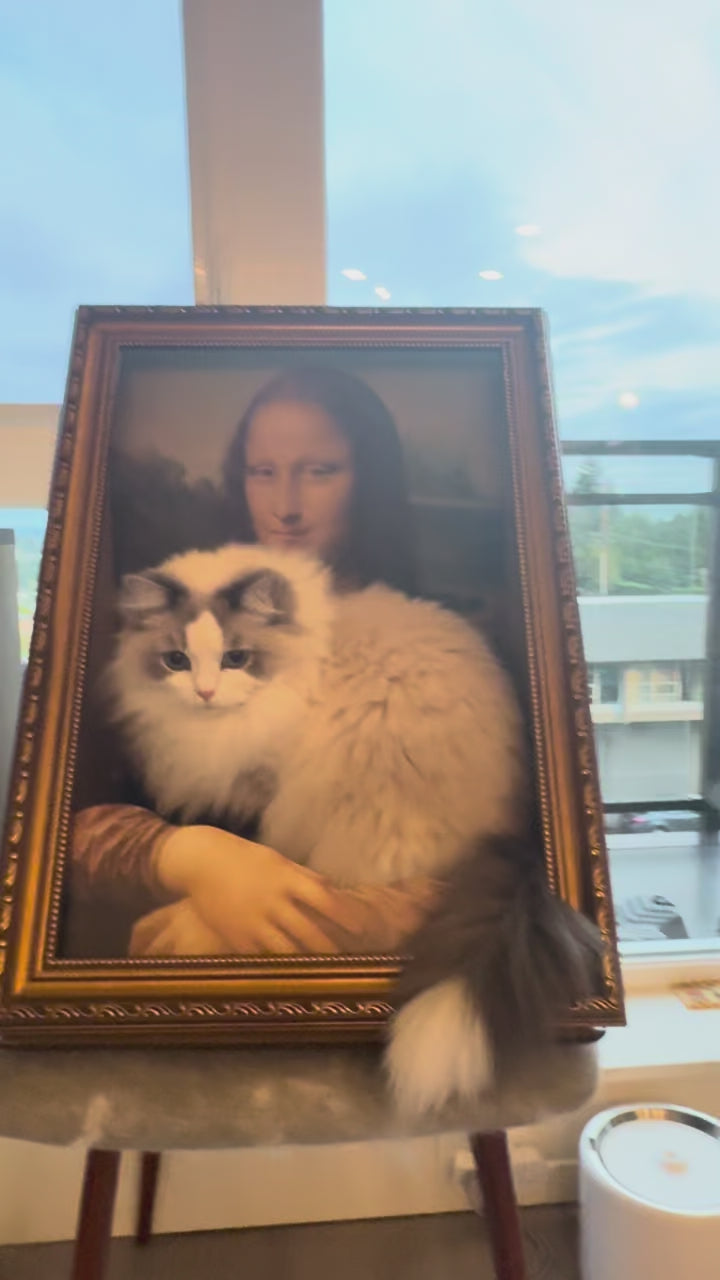 The Meowna Lisa Cat Lounger